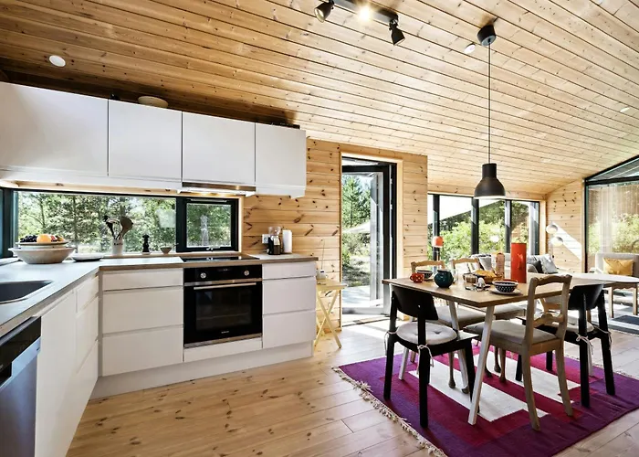 Island Life With Undisturbed Nature And Calmness *